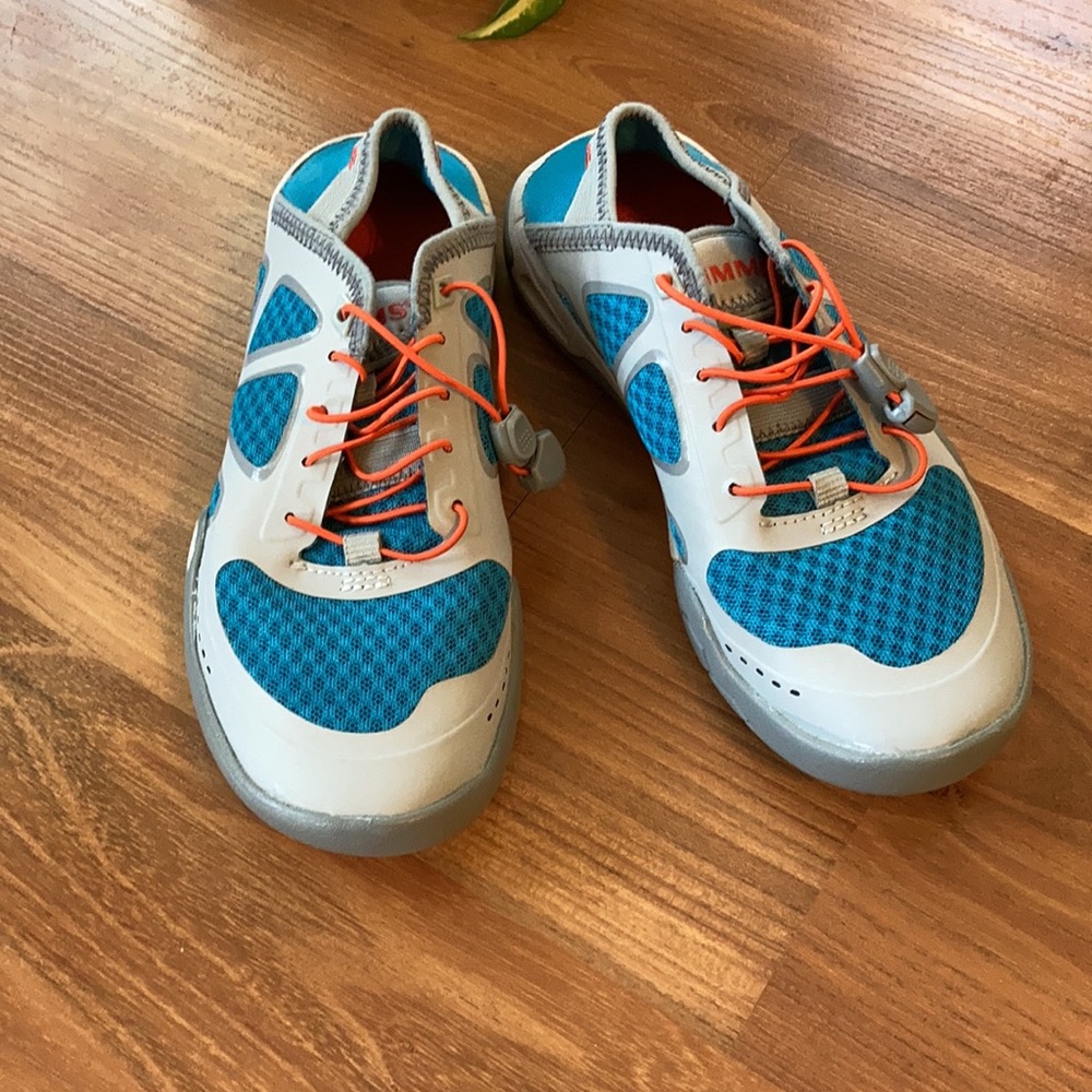 Like New Simms Current Boat Shoes Size 6